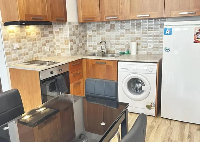 Metropolitan Paradise & Private Parking *